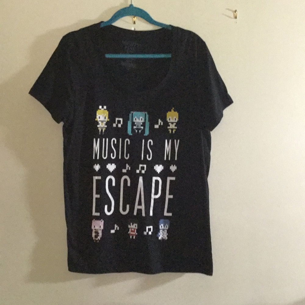 NEW*** Black scoop neck teeshirt